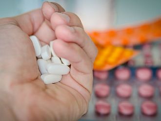  Аптеките без право на печалба, когато отпускат лекарства от ПЛС