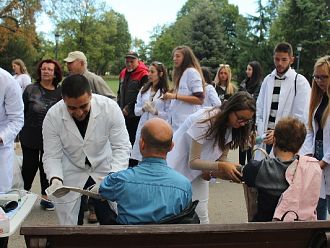 Магистър-фармацевтите с кампания за безопасни и ефективни лекарства