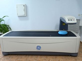 Измерват костната плътност в УМБАЛ „Св. Марина“