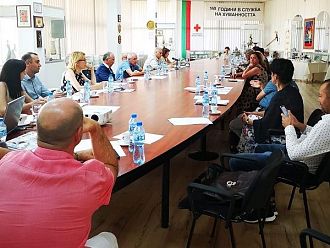 Болничните асоциации настояват за премахване на лимитите по легла