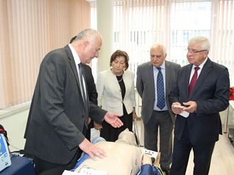 Близо 7 000 души по ПУЛСС ще се обучават от днес