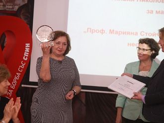 Над 90% от хората с ХИВ и СПИН у нас получават съвременно лечение