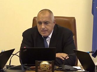 Премиерът за пожара в „Пирогов“: Дано не се окаже, че е пушено в стаята