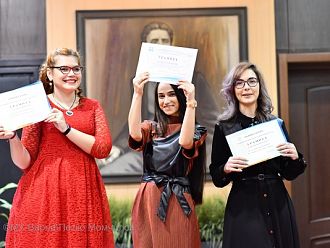 Община Варна отличи студенти от Медицинския университет