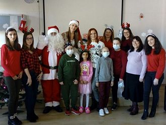 Коледно тържество в педиатричната клиника на УМБАЛ „Свети Георги“