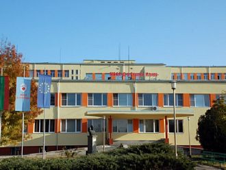 Археолози дариха ценна апаратура за неонатологията на областната болница в Монтана