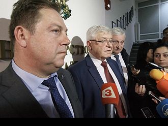 Заплатите на медиците влязоха в НРД (Обновена)