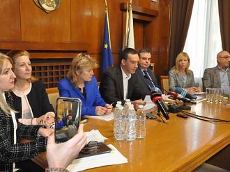 Бургас ще строи университетска детска болница