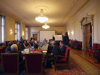 Здравната комисия увеличи наказанията за нападение над медици (Обновена)