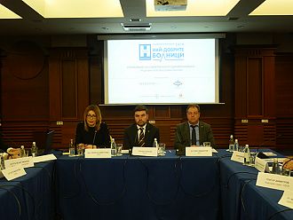 Жени Начева: Подготвяме нова здравна стратегия, но секторът е напълно разединен