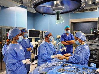 В УМБАЛ „Свети Георги“ оперираха бебета, родени без вътрешни отвори на носните кухини