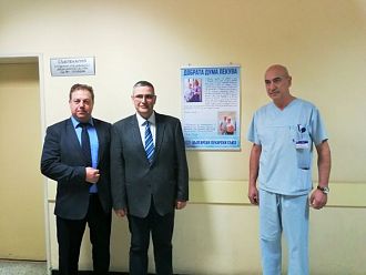 Фотоизложба „Добрата дума лекува“ гостува на УМБАЛ „Свети Георги“ до края на март