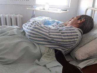УМБАЛ-Бургас помага на пациент да намери близки, които да поемат лечението му