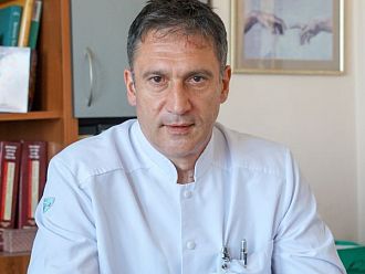 Проф. Диян Енчев: Професията лекар налага морални и етични норми и този, който не иска да ги спазва е най-добре да си хвърли дипломата