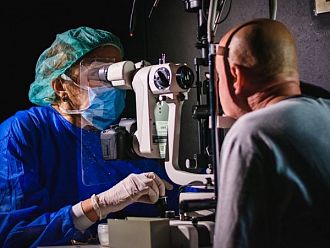 В МУ - Варна създадоха предпазни щитове за биомикроскоп, предоставят ги безплатно на офталмолози