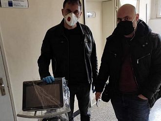 Дариха респиратор на Клиниката по инфекциозни болести в УМБАЛ „Свети Георги”