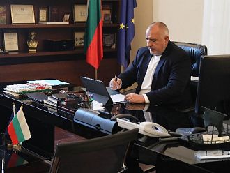 МС одобри нов договор за тестове на стойност 303 000 долара