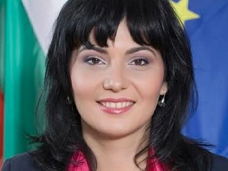 БФС сезира ЕП относно повдигнатите обвинения на проф. Асена Стоименова