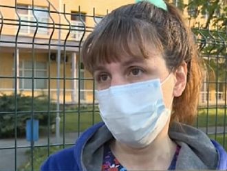 Медицинските сестри от Белодробна болница-София протестират, искат да работят по 7 часа, а не по 8