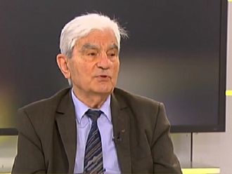 Акад. Петрунов: Може да има втора и трета вълна на епидемията