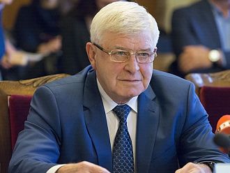 Ананиев: Гарантирани са средномесечните разходи на лечебните заведения