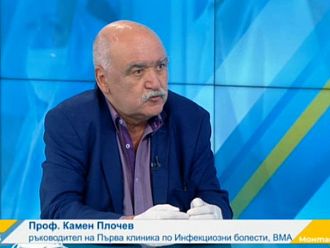 Проф. Плочев: Вече чувстваме умората, но никой няма да дезертира