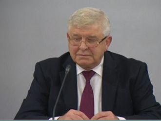 Министър Ананиев: Никой няма да връща пари