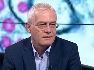 Проф. Салчев: Трябва да се премахне частичното реимбурсиране на лекарствата за най-масовите заболявания