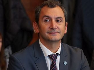 Доц. Околийски: Заразените с COVID се увеличават заради занемарените мерки