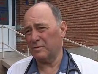 Д-р Петров: COVID-19 крие неизвестни, свързани със смъртта на млади хора