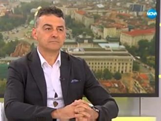 Проф. Петров: България успя да запази живота и здравето на хората до голяма степен