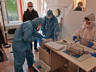 Забраниха свижданията в столичните болници