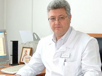 Доц. Буланов е новият изпълнителен директор на УМБАЛ
