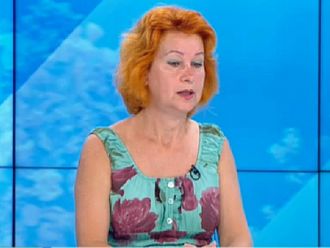 Проф. Ива Христова: Умира се от, а не с коронавирус