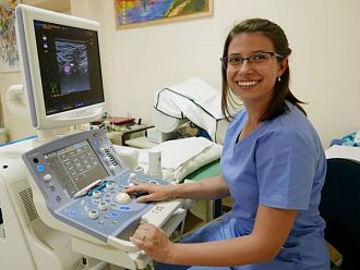 Д-р Дияна Бележанска: Доставя ми удоволствие да говоря с пациентите и да събера парченцата от техния живот