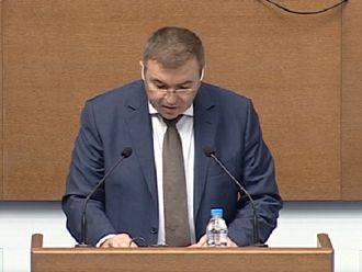 Министърът: Координационният център спестява обикалянето на пациенти със симптоми