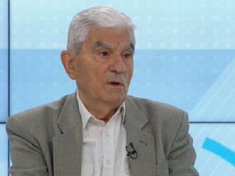 Акад. Петрунов: Не е вярно, че COVID не засяга младите