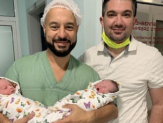 В „Майчин дом“-Варна спасиха родилка с животозастрашаващи усложнения и близнаците й