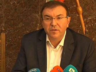 Маските на открито стават задължителни от четвъртък