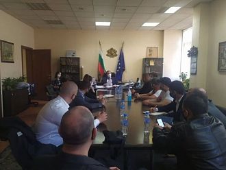 Близките контактни лица подлежат на 10-дневна карантина