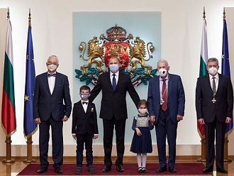 Проф. Д-р Красимир Иванов получи орден „Св. Св. Кирил и Методий“ огърлие