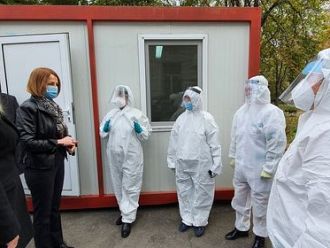 Отвориха първите кабинети за диагностика на COVID към столичните ДКЦ