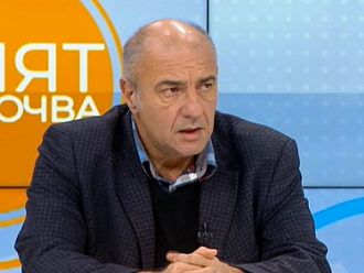 Доц. Киров: В тази ситуация аптеките трябва да изпълняват рецепти, изпратени по вайбър