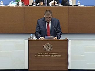 Правят нови програми за контрол на СПИН и туберкулоза