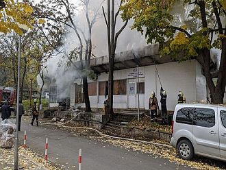 Изгоря сградата на БЛС в Шумен