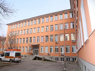 Общинската болница в Елхово спира приема на пациенти с COVID