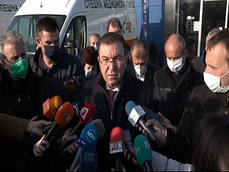 Здравният министър: Надделяват позициите на експертите за приравняване на антигенните тестове с PCR
