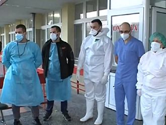 Лекари от МБАЛ-Пазарджик: На ръба сме, но няма да се откажем