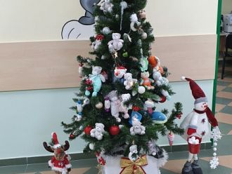 Коледни дръвчета на Надеждата засияха в УМБАЛ „Софиямед“