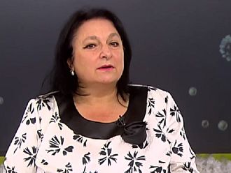 Доц. Гломб: Новият вариант на COVID измества постепенно досегашните